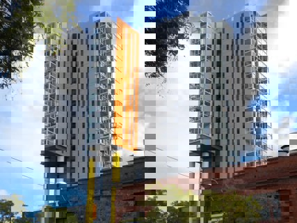 Altitude Apartments, SA