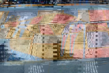 Northcote Bus Stop Landscape Feature, VIC